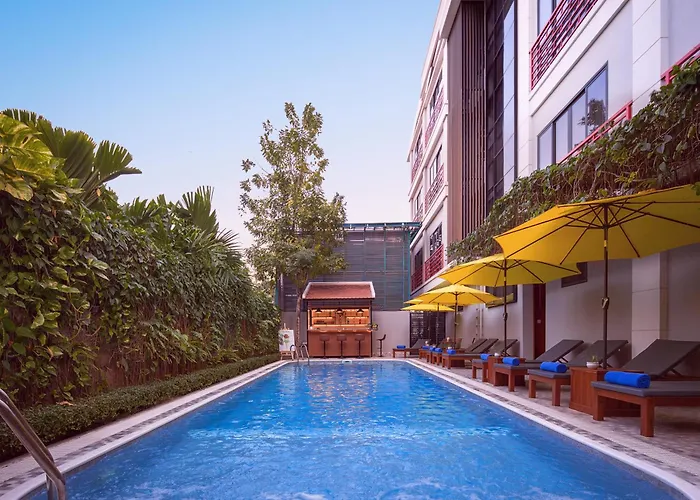 Angkor Mansion & 4*